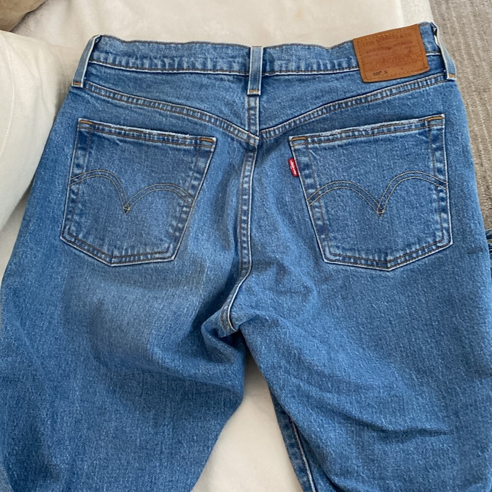 Levi’s Medium Wash 501 Wedgie Straight Fit Ripped Jeans - Picture 6 of 6